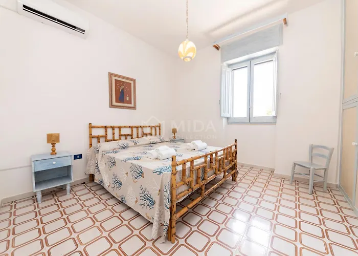 La Maison A La Порто-Чезарео